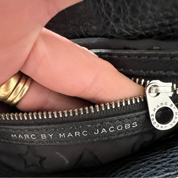Marc by Marc Jacobs M3113140 Leather Shoulder Bag Black Silver Crossbody - Picture 7 of 15